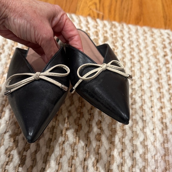 Maeve navy blue Mules with Cream Bow - Picture 4 of 6